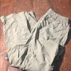 Hiking pants like new
